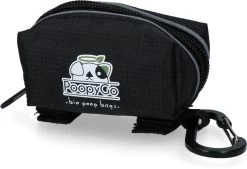 PoopyGo Poepzakhouder – Dispenser Voor Poepzakjes – Duurzaam Nylon – Eenvoudig Te Bevestigen Aan De Hondenriem – Waterproof – Met Klittenband En Karabijnhaak – 4x11x6cm